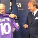 blatter-maglia-viola.jpg