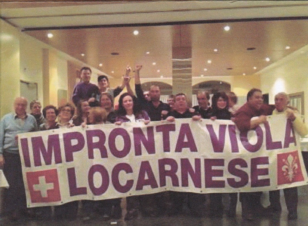 Foto con striscione