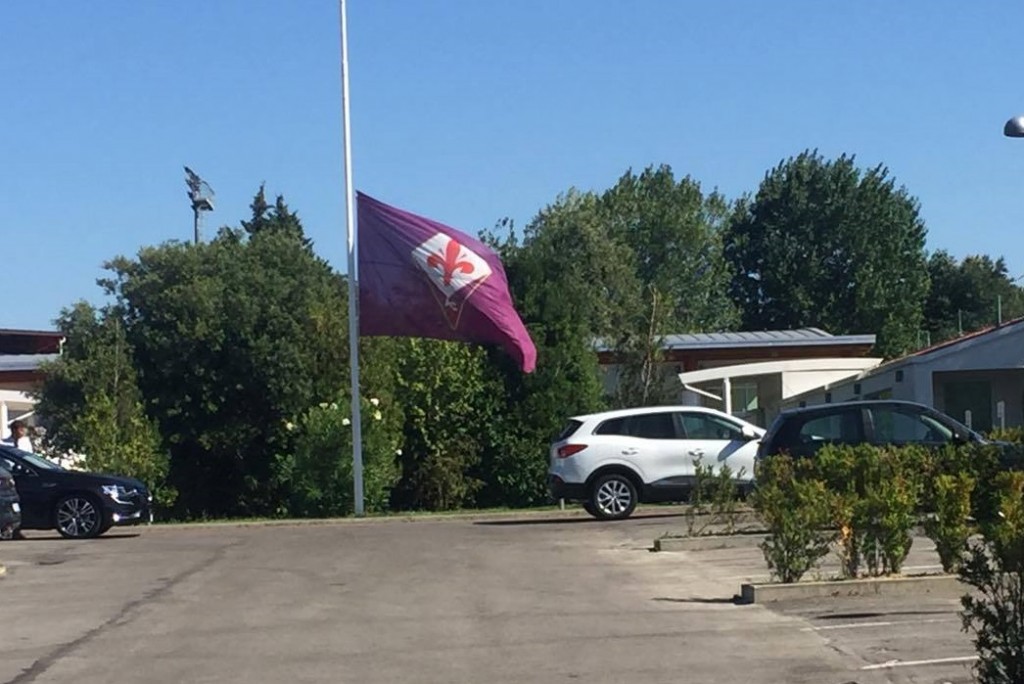 bandiera mezz'asta