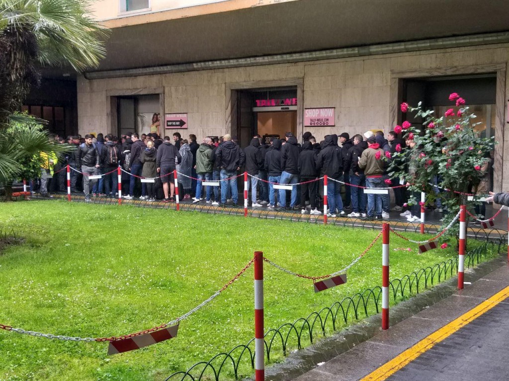 tifosi in partenza