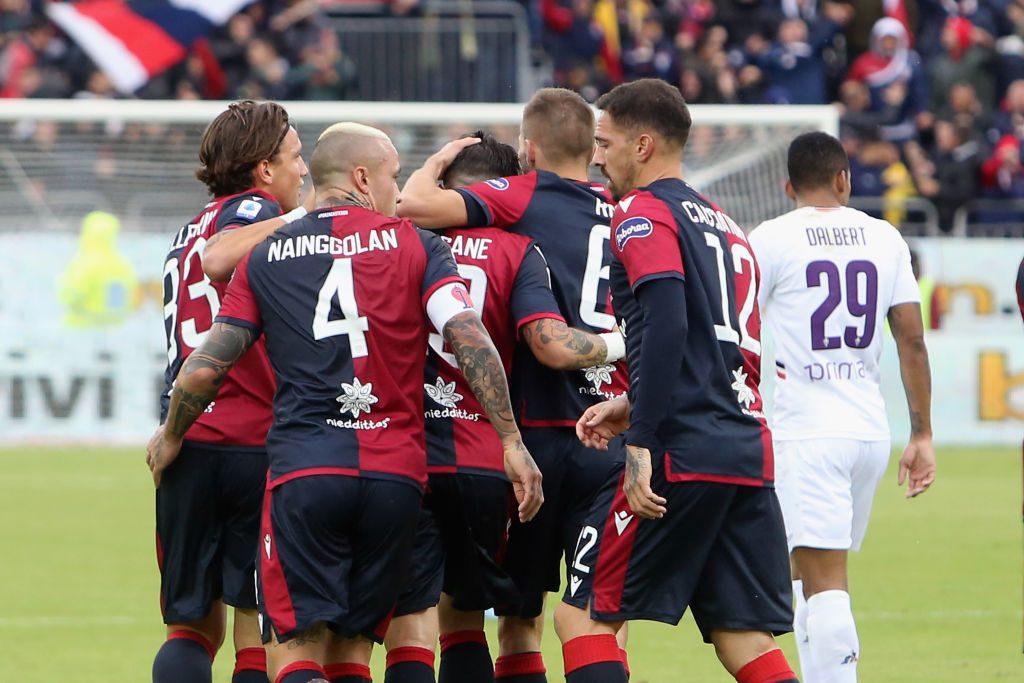 esultanza Cagliari-Fiorentin