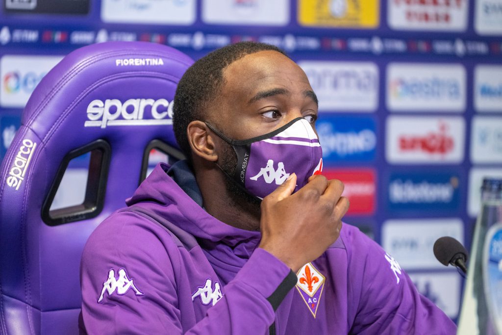 presentazione di  Jonathan Ikoné.