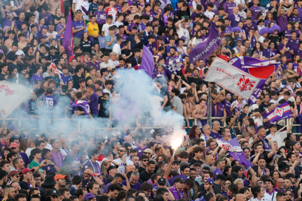 FIRENZE STADIO ARTEMIO FRANCHI TIFOSI ALLO STADIO PER VEDERE LA PARTITA FINALE DI CONFERENCE LEAGUE FIORENTINA VS WEST HAM A PRAGA