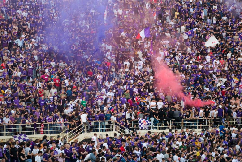 FIRENZE STADIO ARTEMIO FRANCHI TIFOSI ALLO STADIO PER VEDERE LA PARTITA FINALE DI CONFERENCE LEAGUE FIORENTINA VS WEST HAM A PRAGA