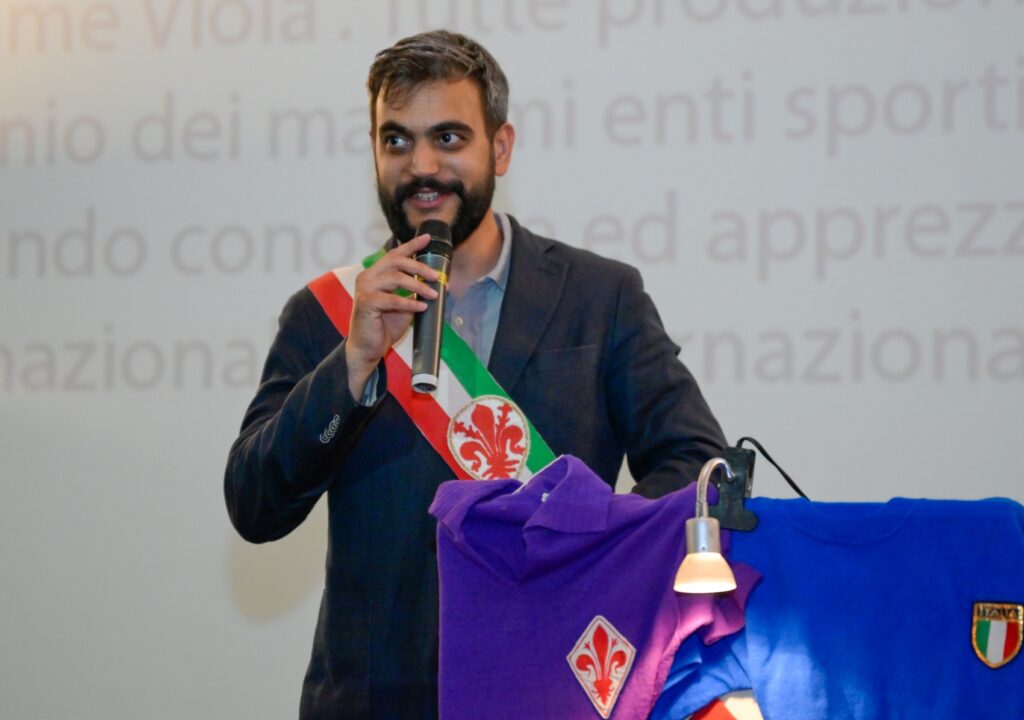 FIRENZE PRESSO LA SALA D'ARME DI PALAZZO VECCHIO E' STATO RESO OMAGGIO A GIANCARLO PICCHIO DE SISTI COME MEMBRO DELLA FIORENTINA CAMPIONE D'ITALIA NEL 1969