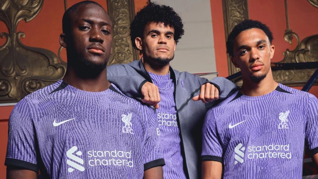 liverpool maglia viola