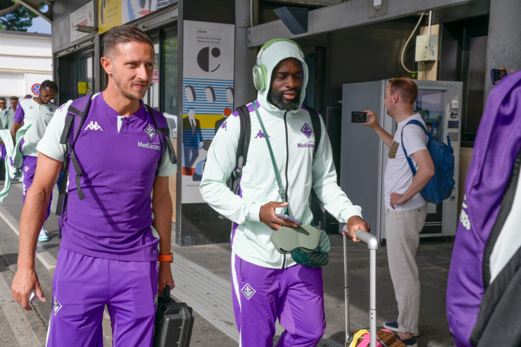 FIRENZE LA FIORENTINA E' PARTITA DALL'AEROPORTO DI PERERTOLA PER L'INGHILTERRA DOVE SI SVOLGERA' LA SECONDA PARTE DEL RITIRO ESTIVO
