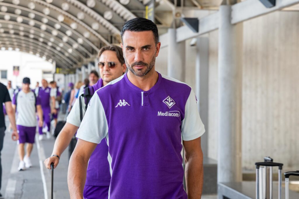 FIRENZE LA FIORENTINA E' PARTITA IN DIREZIONE UNGHERIA DALL'AEROPORTO DI PERETOLA IN VISTA DELLA PARTITA DI RITORNO DEL PRELIMINARE DI CONFERENCE LEAGUE CONTRO LA PUSKAS ACADEMY