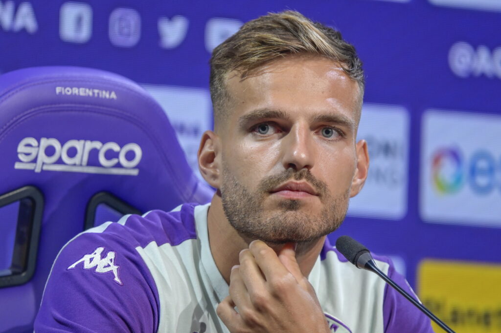 BAGNO A RIPOLI AL VIOLA PARK E' STATO PRESENTATO IL NUOVO ACQUISTO DELLA FIORENTINA MARIN PONGRACIC