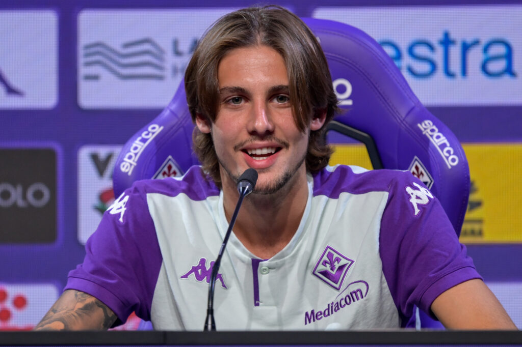 BAGNO A RIPOLI AL VIOLA PARK E' STATO PRESENTATO IL NUOVO ACQUISTO DELLA FIORENTINA ANDREA COLPANI