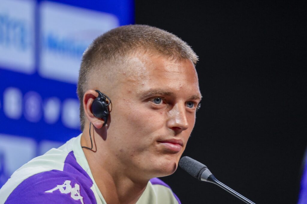 BAGNO A RIPOLI AL VIOLA PARK E' STATO PRESENTATO IL NUOVO ACQUISTO DELLA FIORENTINA ALBERT GUDMUNDSSON