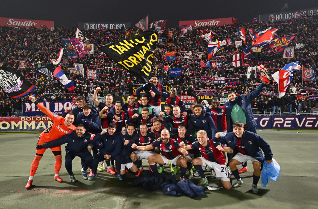 Bologna festeggia vs Fiorentina