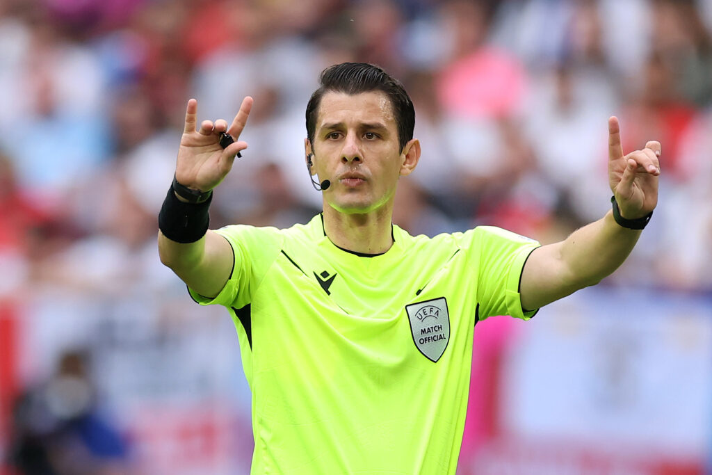 Umut Meler; arbitro