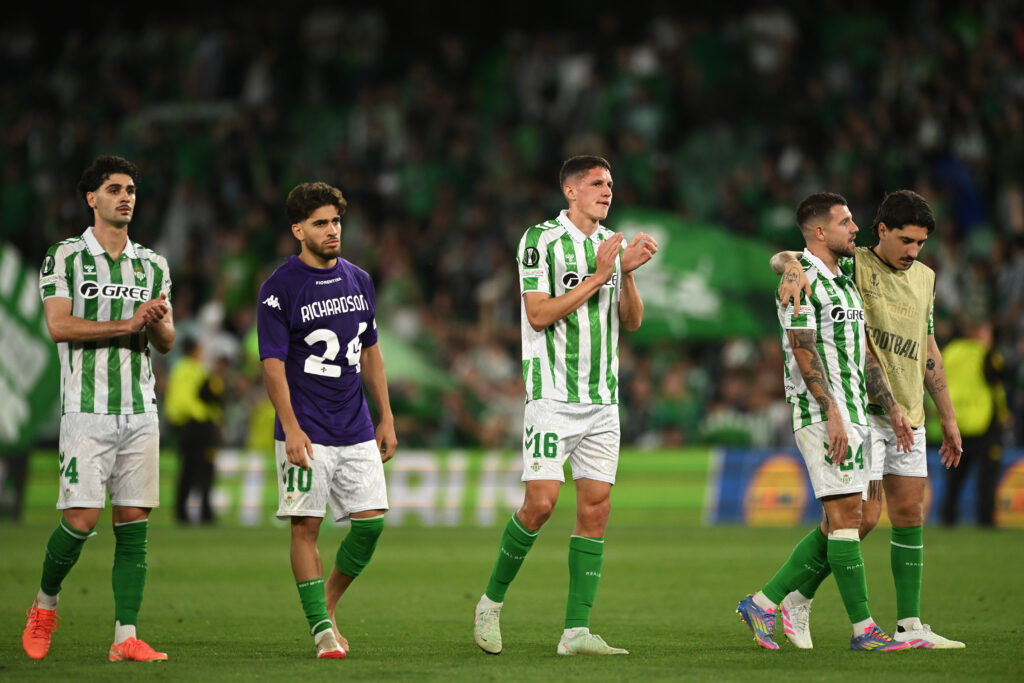 Real Betis Balompie v ACF Fiorentina - UEFA Conference League 2024/25 Semi Final First Leg