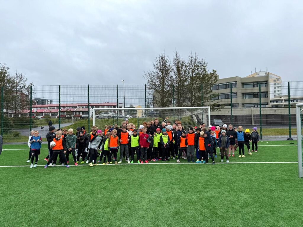 gudmundsson islanda scuola calcio