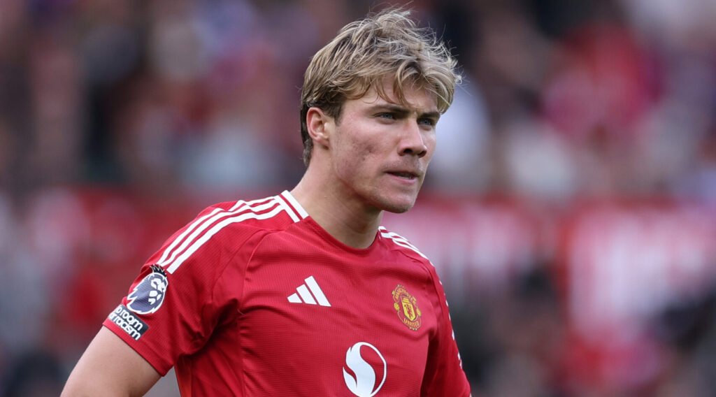 Manchester United FC v Aston Villa FC - Premier League