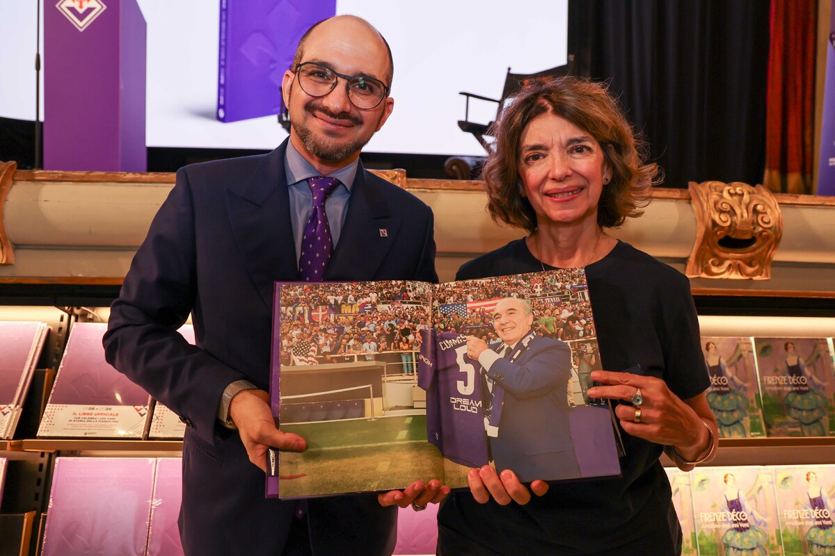 FIRENZE CINEMA LIBRERIA ODEON PRESENTAZIONE DEL LIBRO PER IL CENTENARIO DELLA FIORENTINA UN SECOLO VIOLA