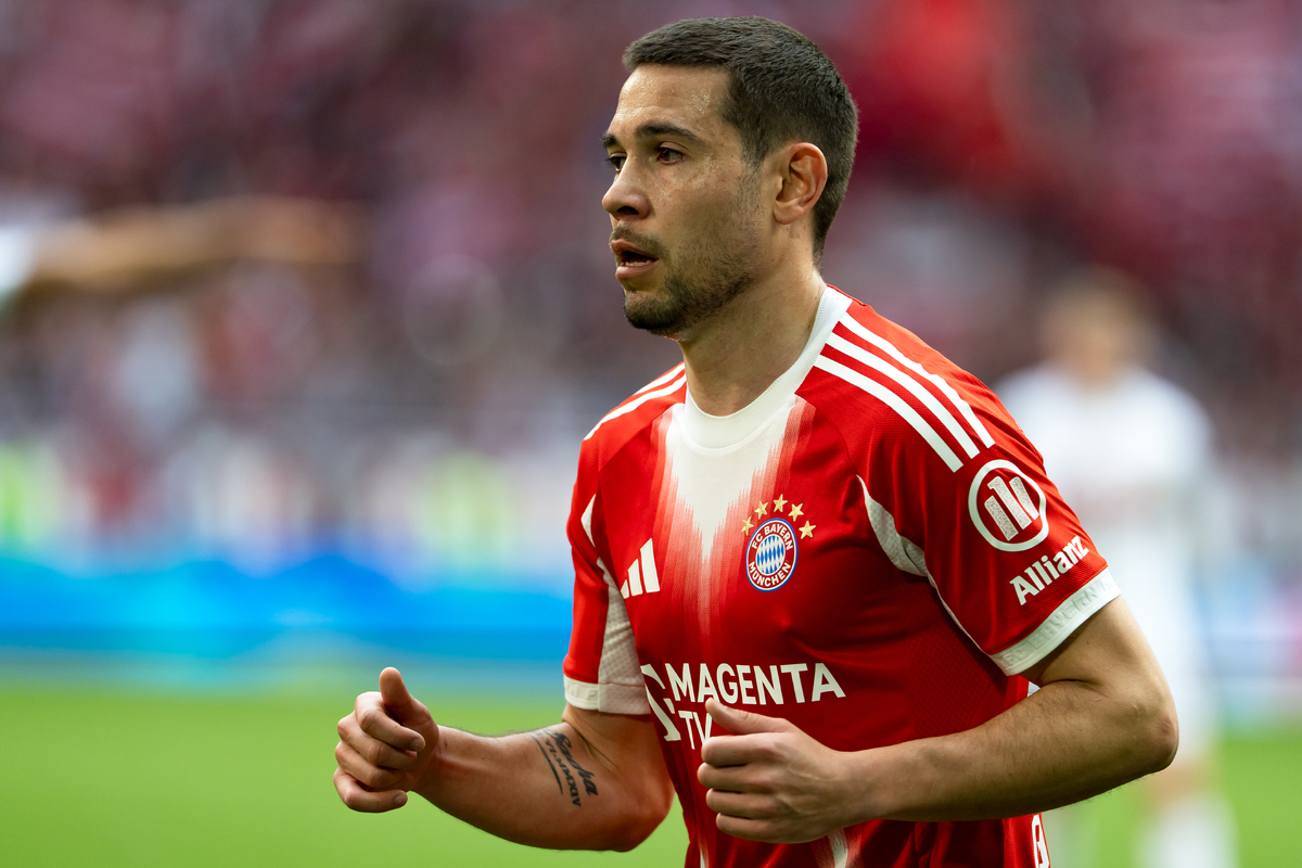 FC Bayern München v VfB Stuttgart - Bundesliga