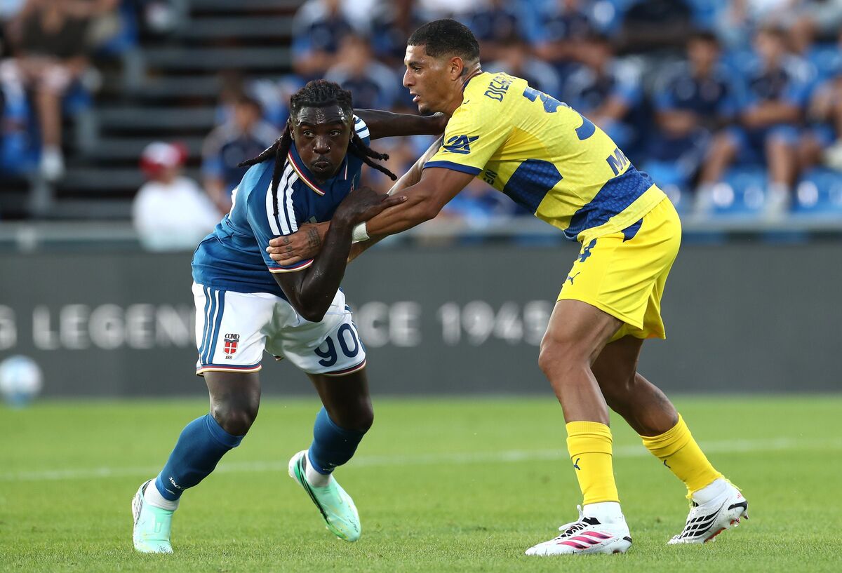 Como 1907 v Parma Calcio - Serie A 2026/27