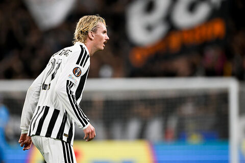 Nick Woltmade juve