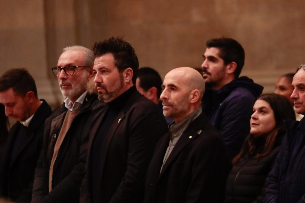 FIRENZE DUOMO CATTEDRALE DI SANTA MARIA DEL FIORE MESSA PER  RICORDARE IL PRESIDENTE DELLA FIORENTINA ROCCO COMMISSO