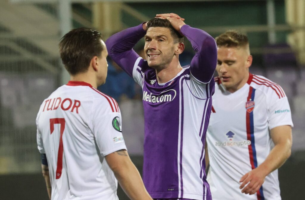 FIORENTINA VS RAKOW