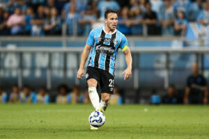 Gremio v Fluminense - Brasileirao 2025