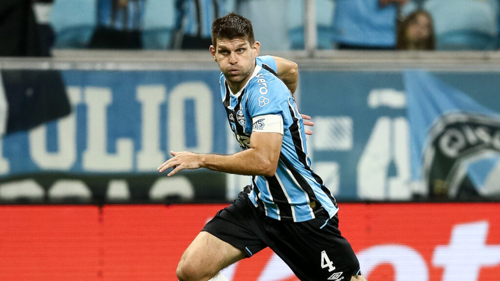 Gremio v Palmeiras - Brasileirao 2025